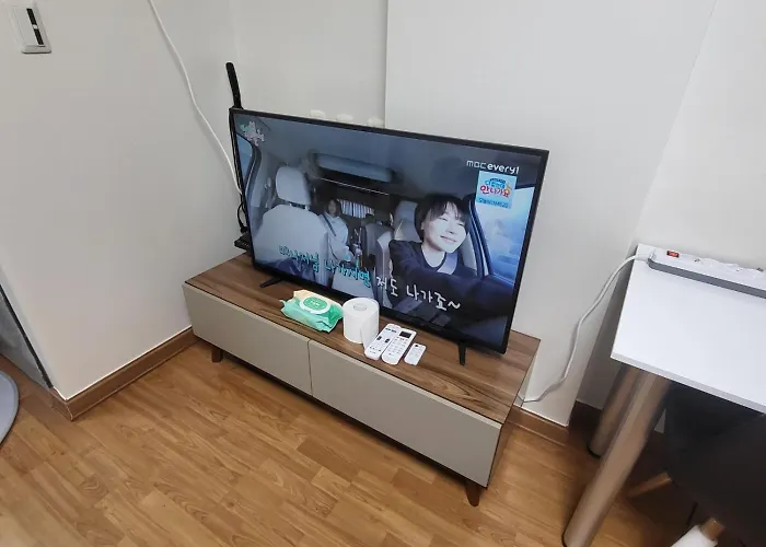 2-2508 #gangnam Stn, 5-min #yeoksam Stn, 3-min #ott #concierge Gangnam Managed Daire