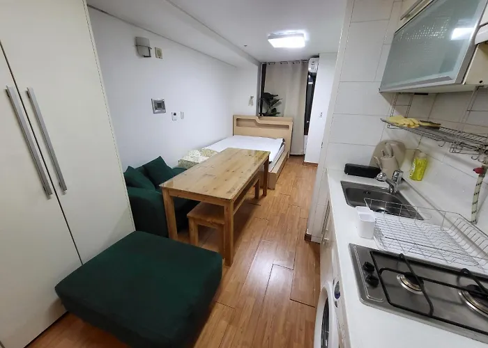 Daire 2-2508 #gangnam Stn, 5-min #yeoksam Stn, 3-min #ott #concierge Gangnam Managed *